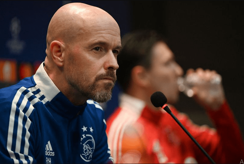 Erik ten Hag, the manager of Ajax, responded to recent Manchester United rumors with a simple statement.